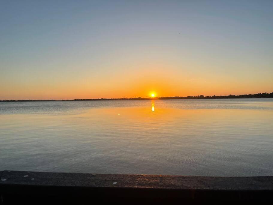 Lakefront Duplex With Pontoon Boat 2 Bedroom Home Mount Dora Buitenkant foto